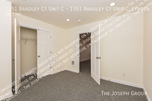 Building Photo - 1351 Bradley Ct