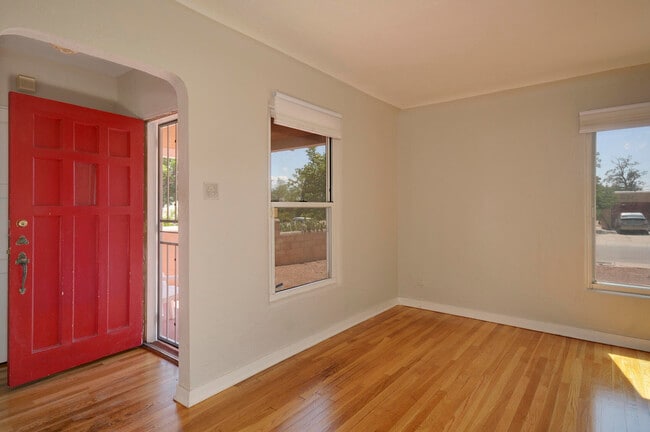 Building Photo - 3521 Smith Ave SE