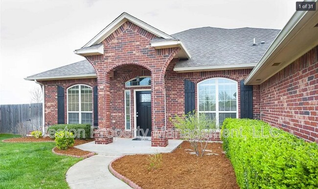 Building Photo - 19136 Cottonwood Ct