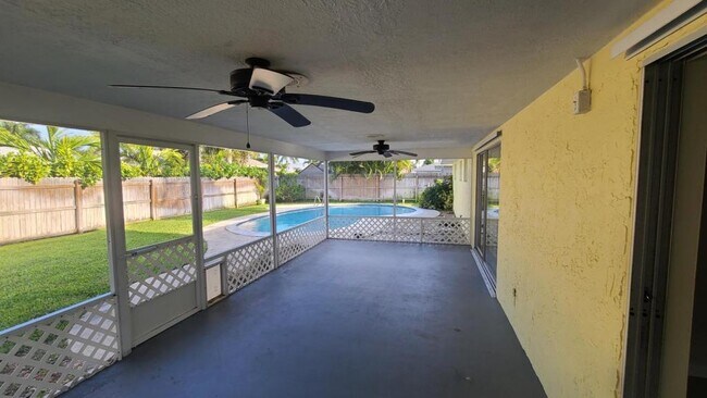 Building Photo - 231 Shore Ln