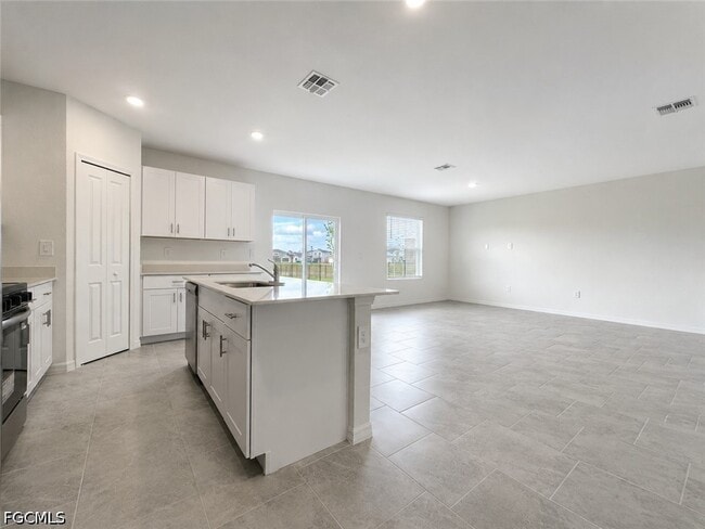 Building Photo - 11827 Cloverly Ln