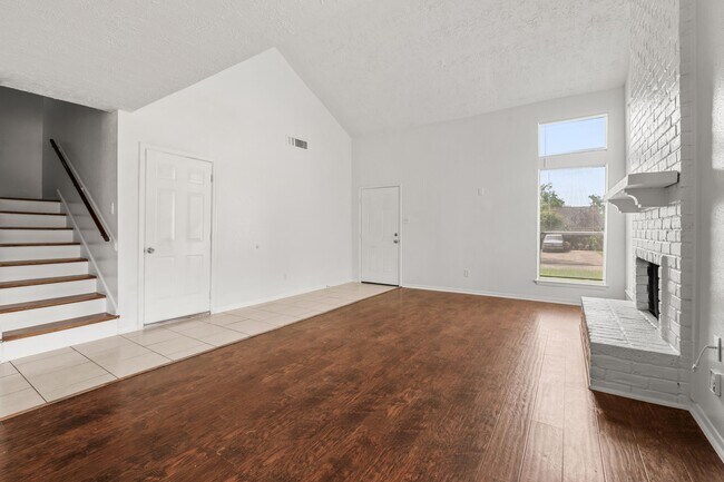 Building Photo - 7018 Stoney River Dr