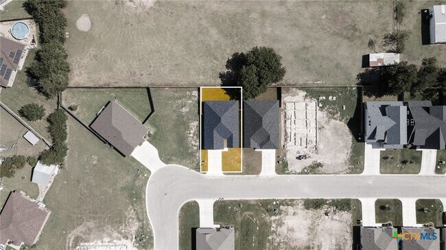 Building Photo - 2115 Blackhawk Lp