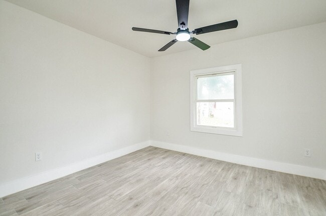 Building Photo - 7424 Stanwick Dr