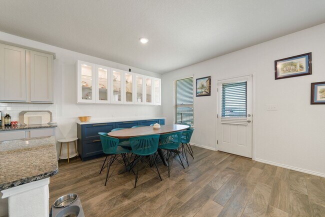 Building Photo - Stylish 4-Bedroom Home with Solar & Game R...
