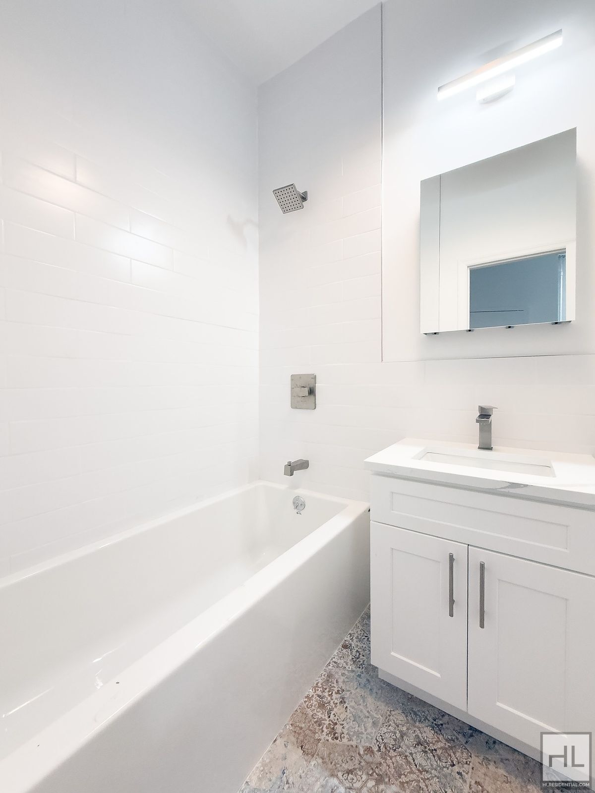 Building Photo - Massive Fort Greene 3-Bed 1-Bath / In Unit...