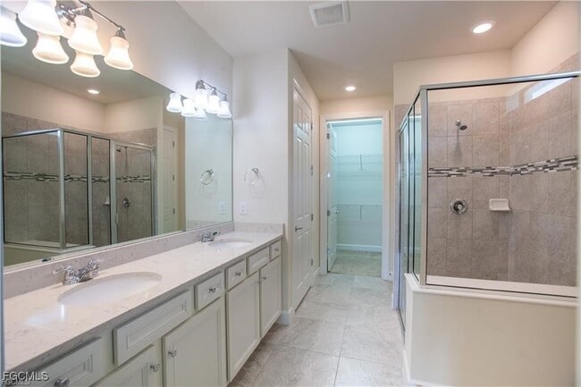 Building Photo - 17161 Anesbury Pl