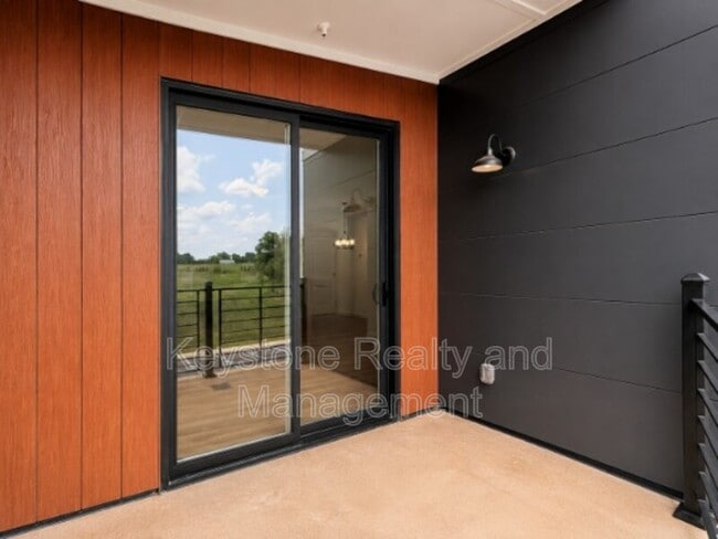 Building Photo - 2425 Pea Ridge Rd