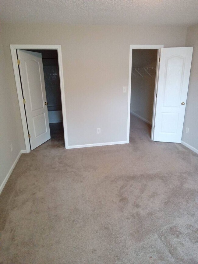 Building Photo - Great Home Close To Historical Downtown Matthews!