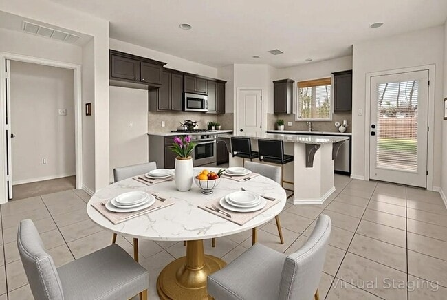 Building Photo - 12102 City Trek Ln