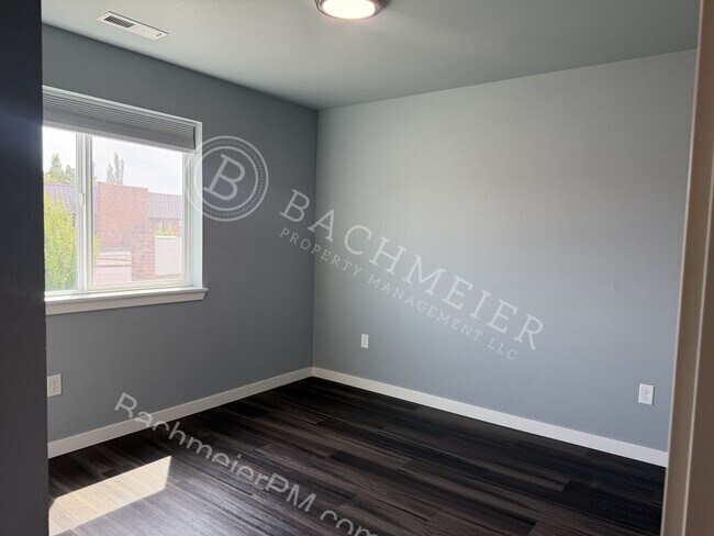 Building Photo - 151 SW Nye Ave