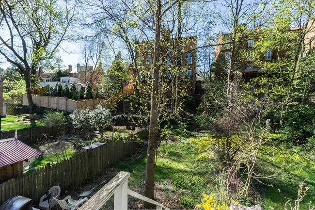 Building Photo - 3204 Porter St NW