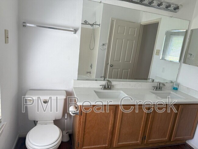 Building Photo - 7818 Sunny Ridge Dr