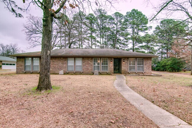 Primary Photo - Pleasant Grove House for rent!