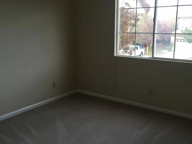 Building Photo - 2606 Torrey Ct