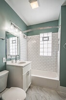 Building Photo - 1028 E Pearson St