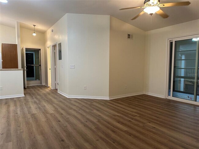 Building Photo - 6019 Scotchwood Glen