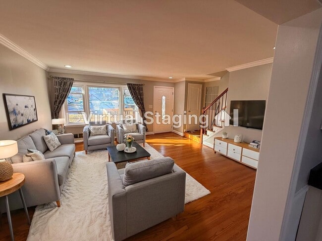 Building Photo - 21 Skidmore Ct