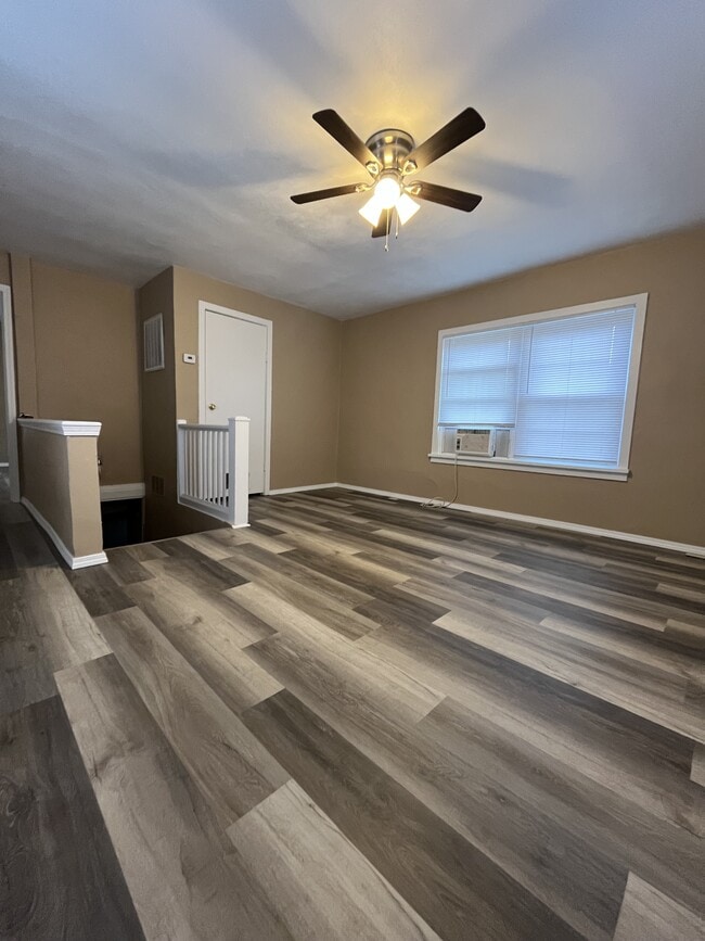 Building Photo - 114 Moffett Ave