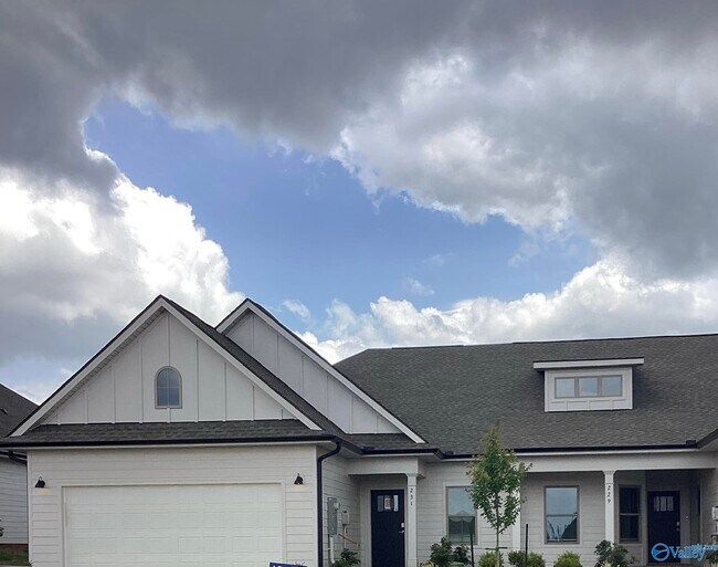 Primary Photo - 231 Paca Ln