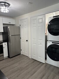 Building Photo - 267 Mill Street LLC
