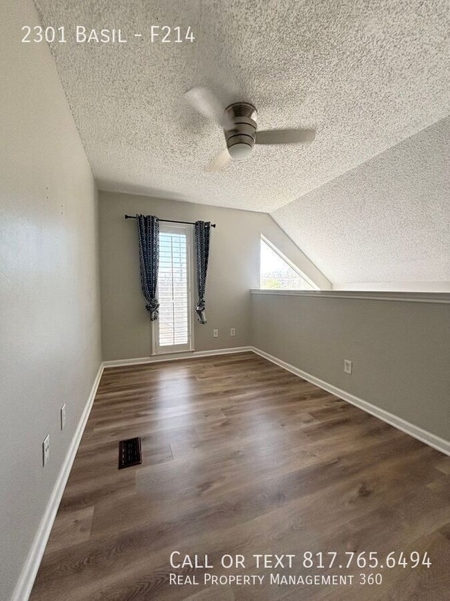 Building Photo - 2301 Basil-F214