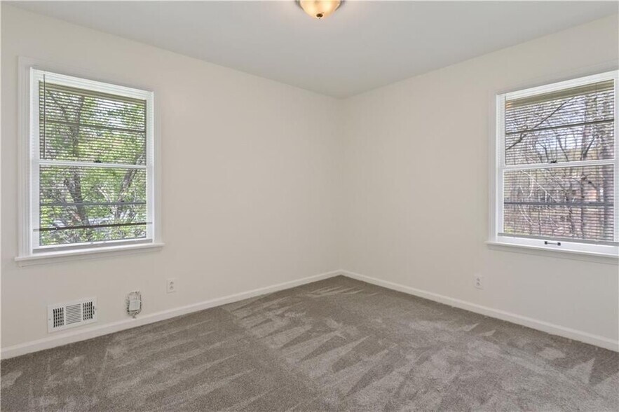 Building Photo - 430 Haynes Rd