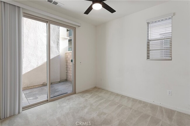 Building Photo - 839 Cranberry Way