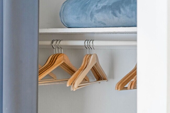 Building Photo - 47 5th St NE