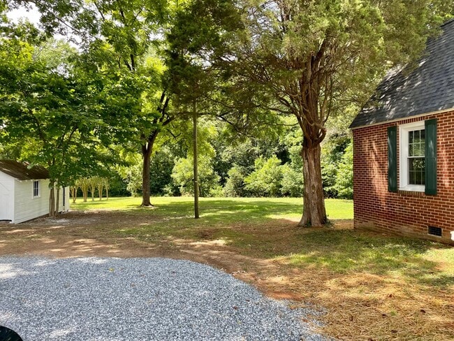 Building Photo - N Main Street China Grove NC, $1695 3br 2ba House