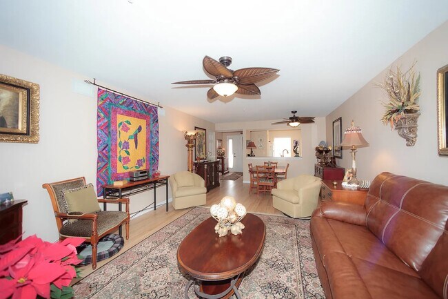 Primary Photo - 210 16th St