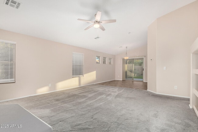 Building Photo - 6038 N Almanza Ln