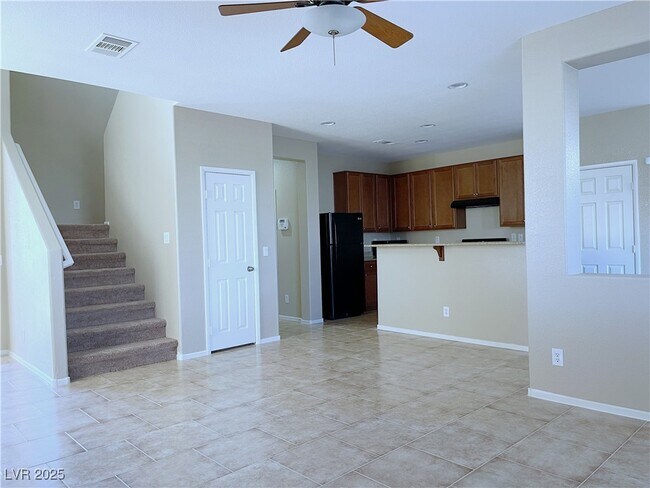 Building Photo - 9070 Vintage Wine Ave