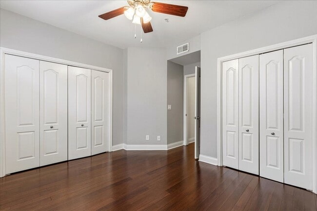 Building Photo - $1,500/mo – 2BR/1BA Condo in Northwest Austin with Stone Fireplace & Balcony