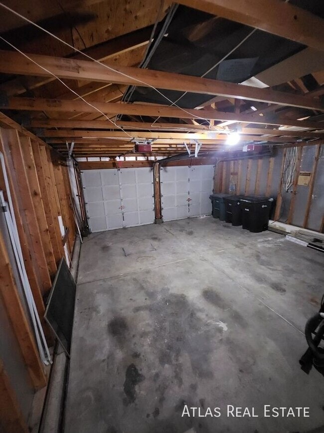 Building Photo - 13356 Albion Cir