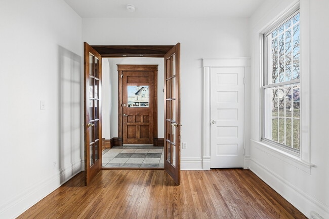 Building Photo - 730 Inca St