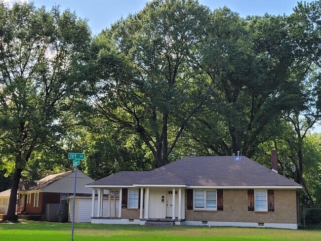 Primary Photo - 4892 Carnes Ave