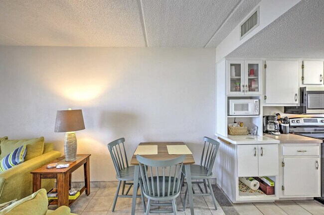 Building Photo - 2730 Ocean Shore Blvd