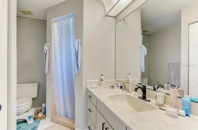 Building Photo - 2462 Briar Oak Cir