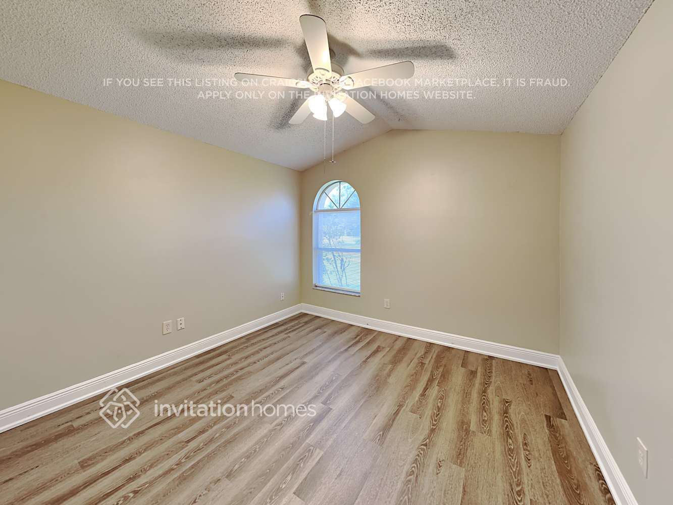 Building Photo - 1006 Brielle Ave