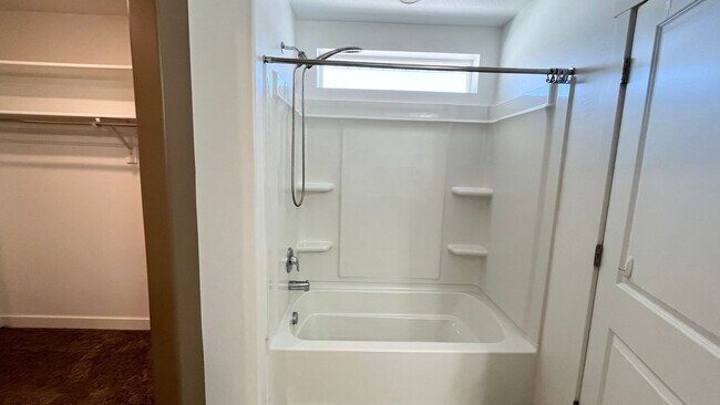 Building Photo - 4 Bed/ 3.5 Bathroom house in Lehi