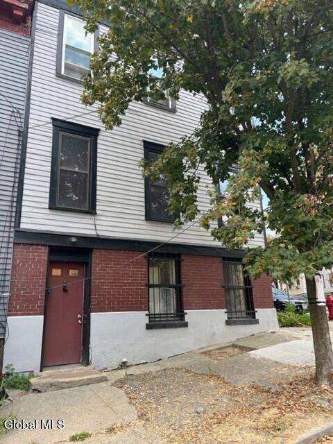 Primary Photo - 97 Philip St