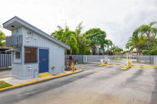 Building Photo - 1422 Amanda St