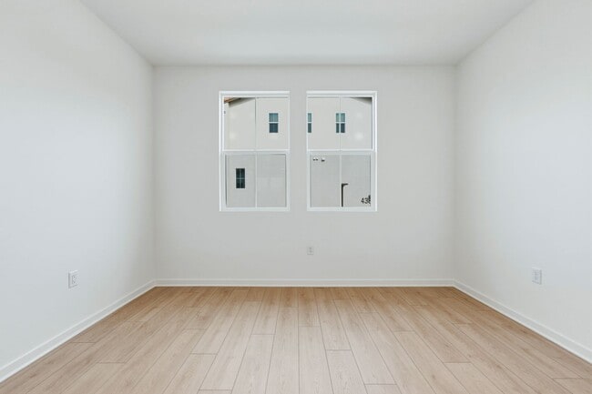 Building Photo - BRAND NEW 3 BEDROOM 2 BATH CONDO IN COVINA!