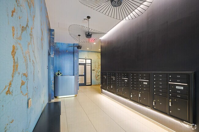 Building Photo - 100 Hemenway St