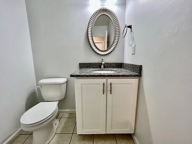 Building Photo - Ready 03-06-26! 2 Primary Suites! Near Little Creek, Dam Neck & Oceana Bases!