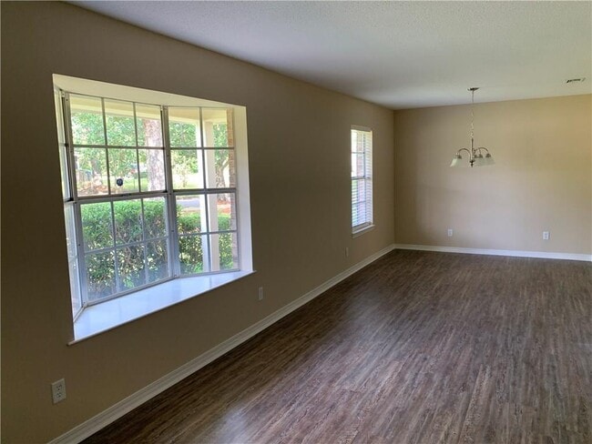 Building Photo - 2329 Genoa Dr
