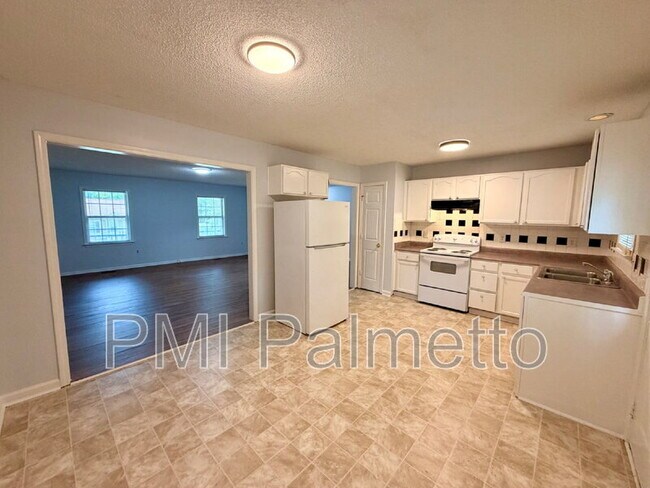 Building Photo - 119 Chatham Forest Cir