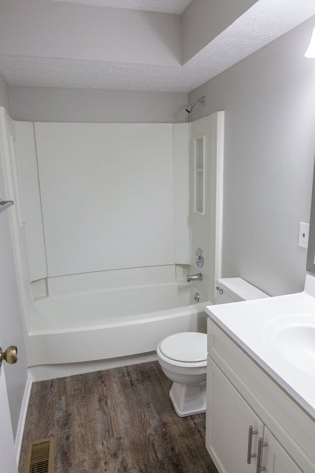 Building Photo - 7778 Deercrest Ct