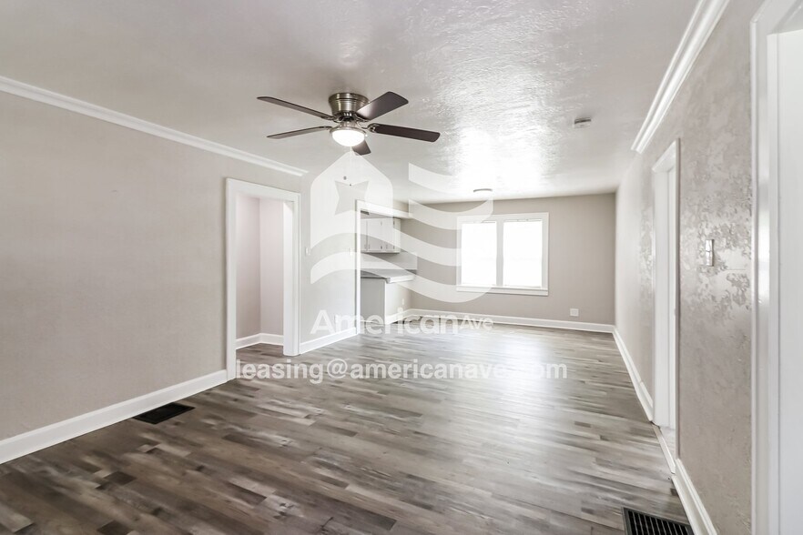 Building Photo - 6703 Harris Ave